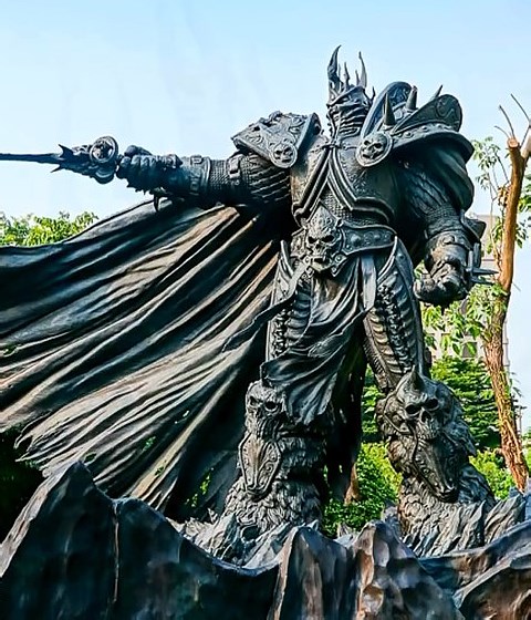 台湾魔兽世界阿尔萨斯铜像