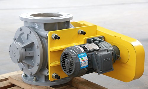 Rotary lock valve special for powder material
